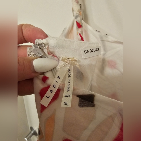 Spring/ Summer Dress - Picture 7 of 8